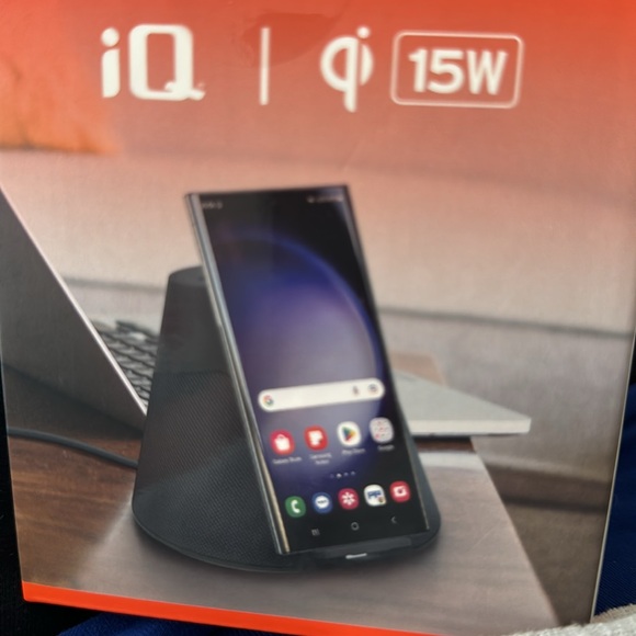 ALL IN ONE Wireless charging IQ Bluetooth WAVE HOME SPEAKER with MagSafe NWT - Picture 2 of 4